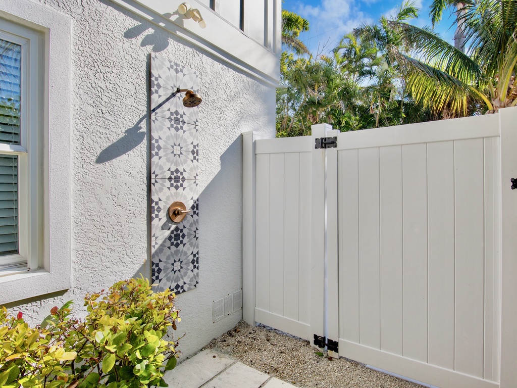 Private outdoor shower