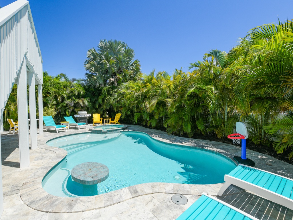 Large Secluded Pool