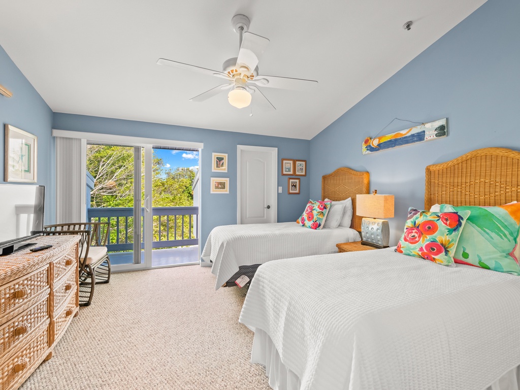 Second Bedroom - Two Twins