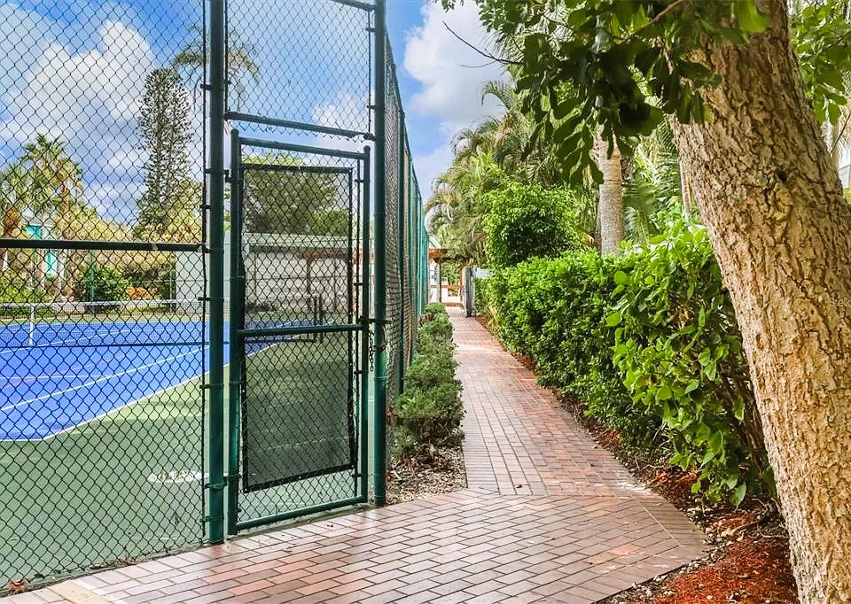 Shared Tennis Courts