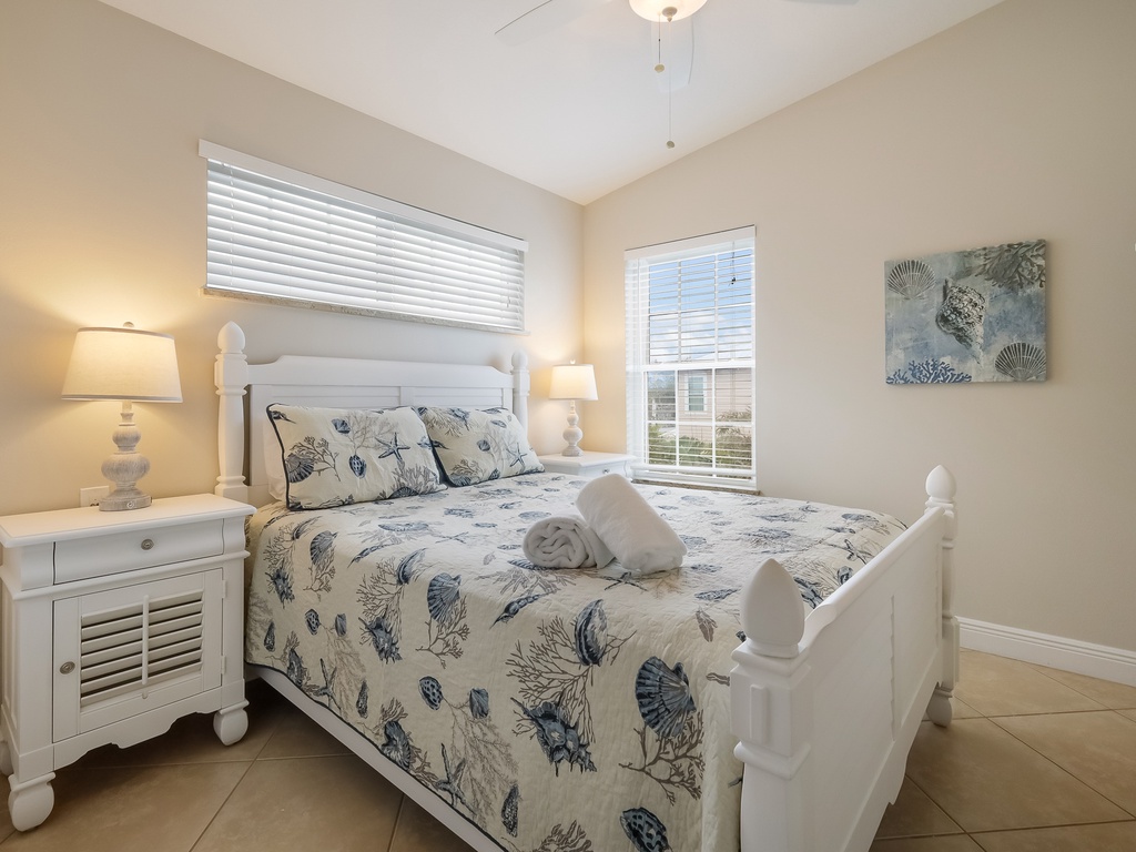 Fifth Bedroom - Queen