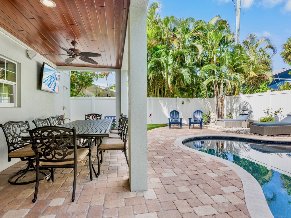 Covered Patio Dining with BBQ Grill