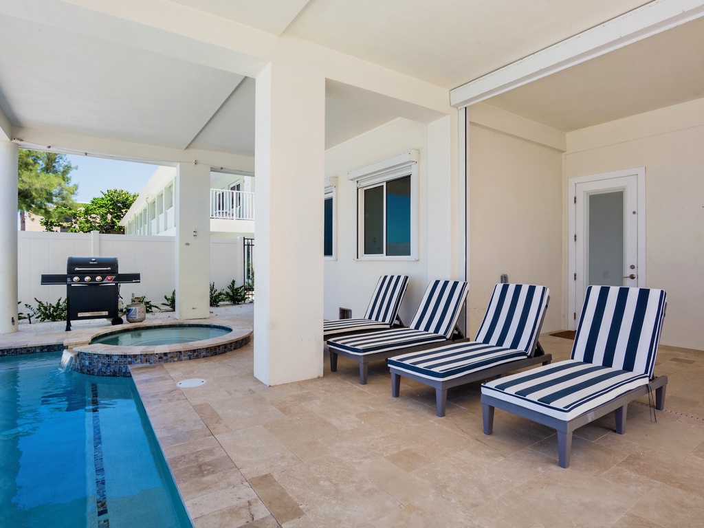 Tarpon Lookout by Anna Maria Island Accommodations