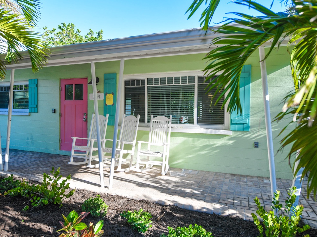 Beach Breeze by AMI Locals