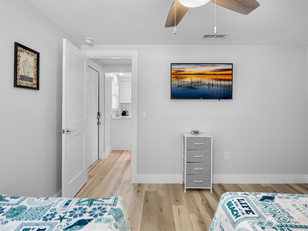 Second bedroom with two comfortable twin beds.