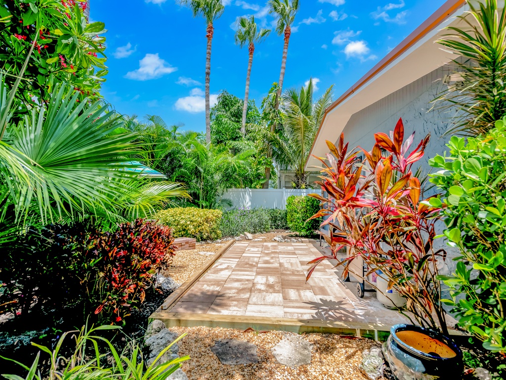 Coastal Hideaway by AMI Locals