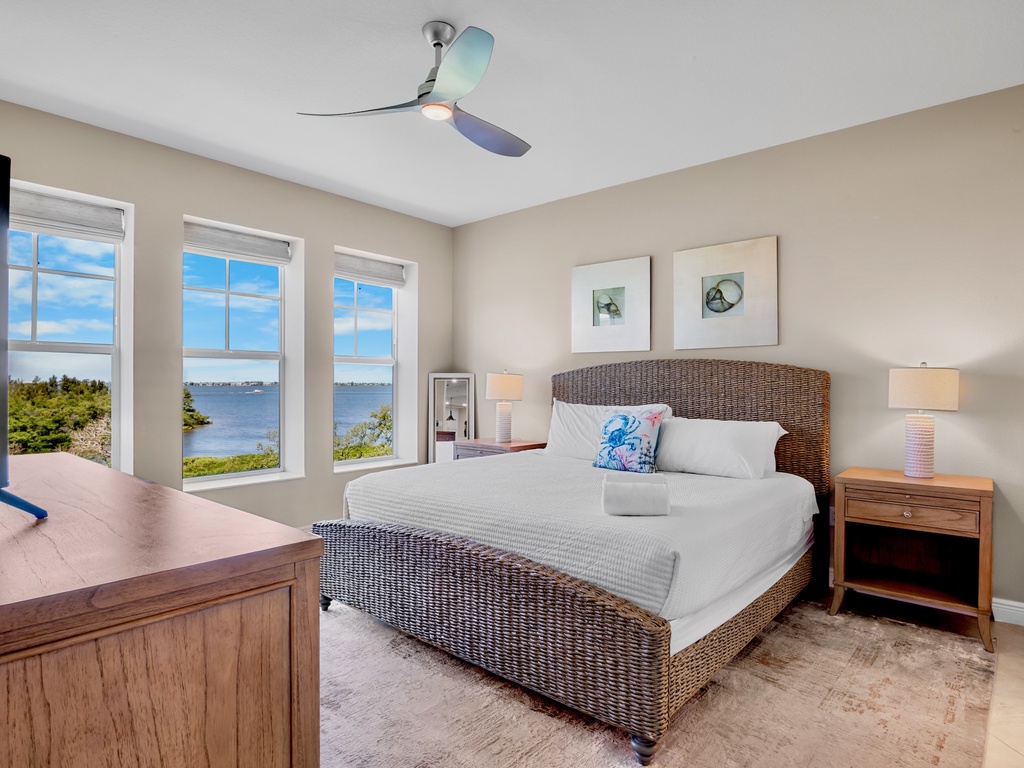 Primary Bedroom, King bed