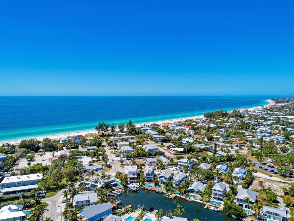 High view of location near the beach - Anna Maria Island Locals