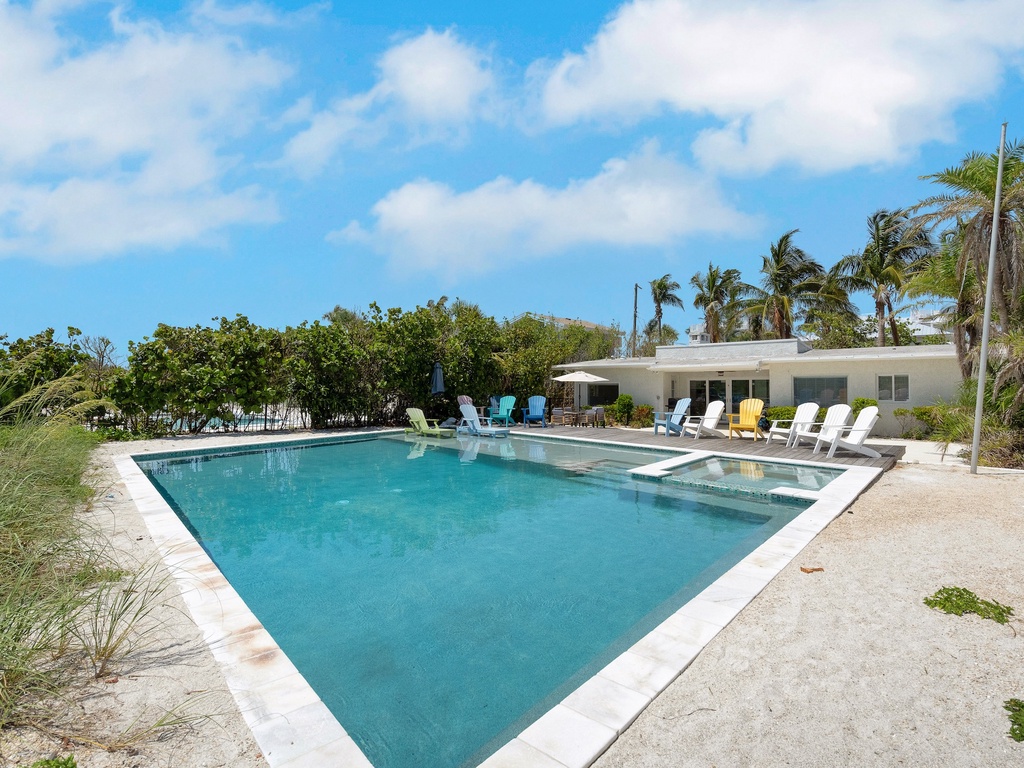 Private Pool and Spa