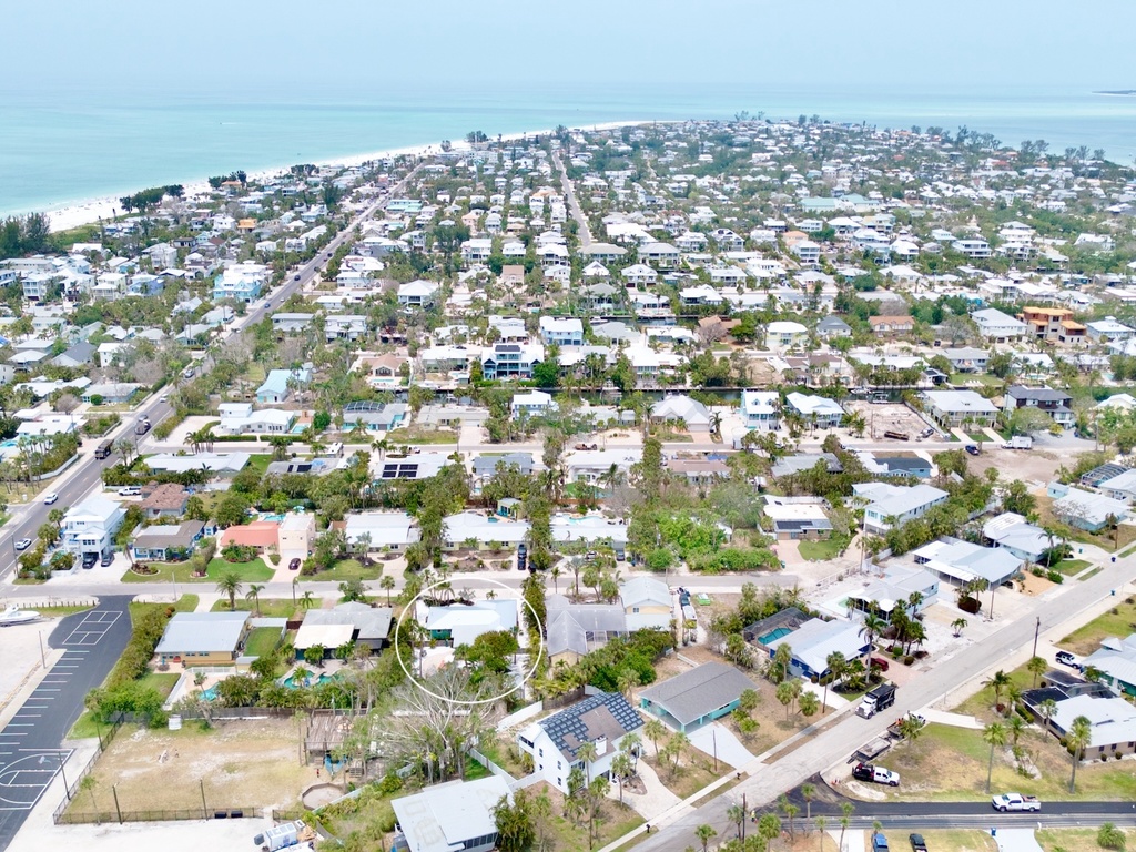 Casa Allegria by Anna Maria Island Accommodations
