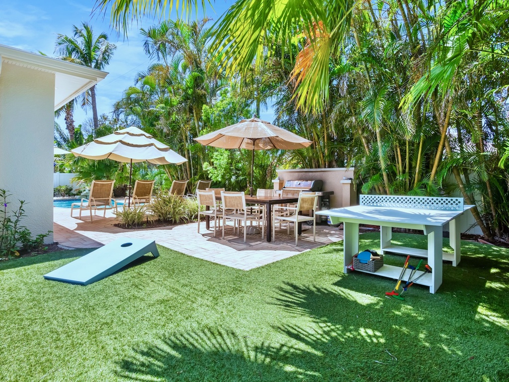 Outdoor Recreation - Dining Area