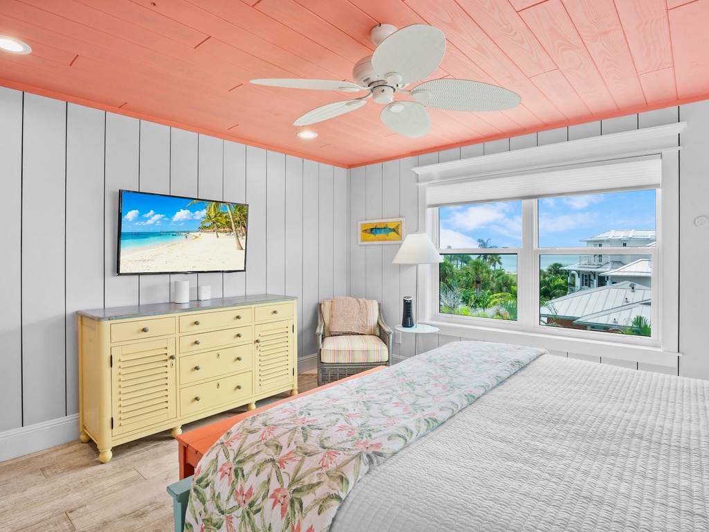 Sunset Suite - Second Bedroom King Suite