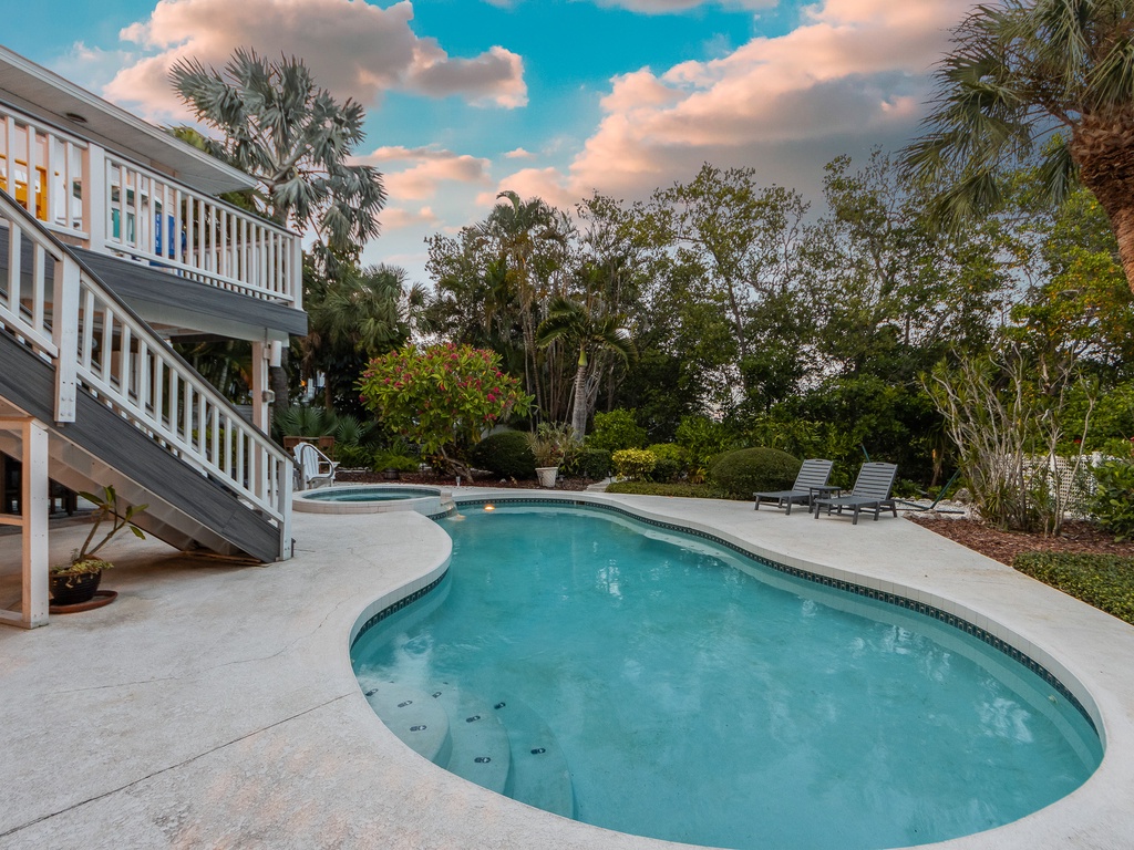 Private Pool