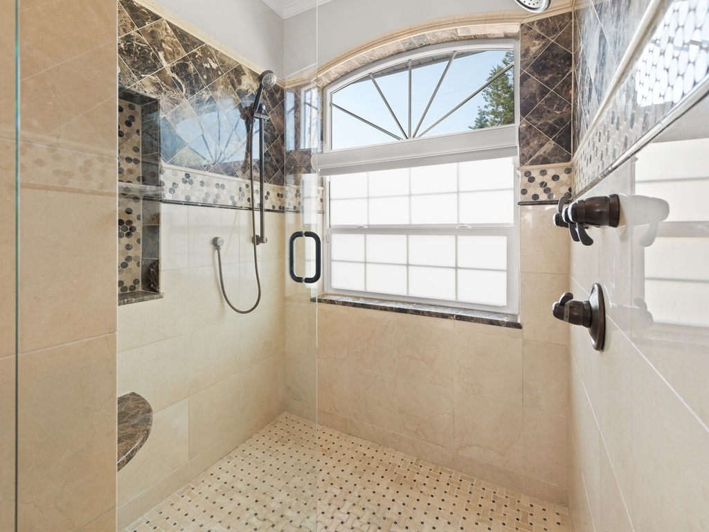 Primary Bathroom, Ensuite