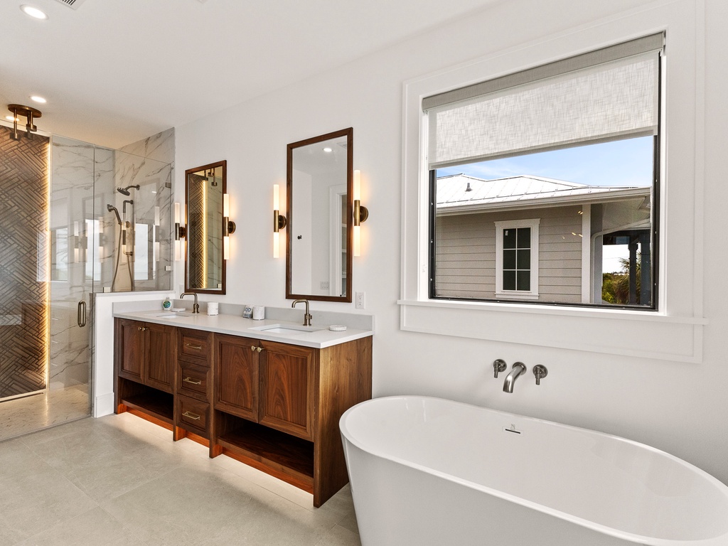 Primary Bathroom, Ensuite