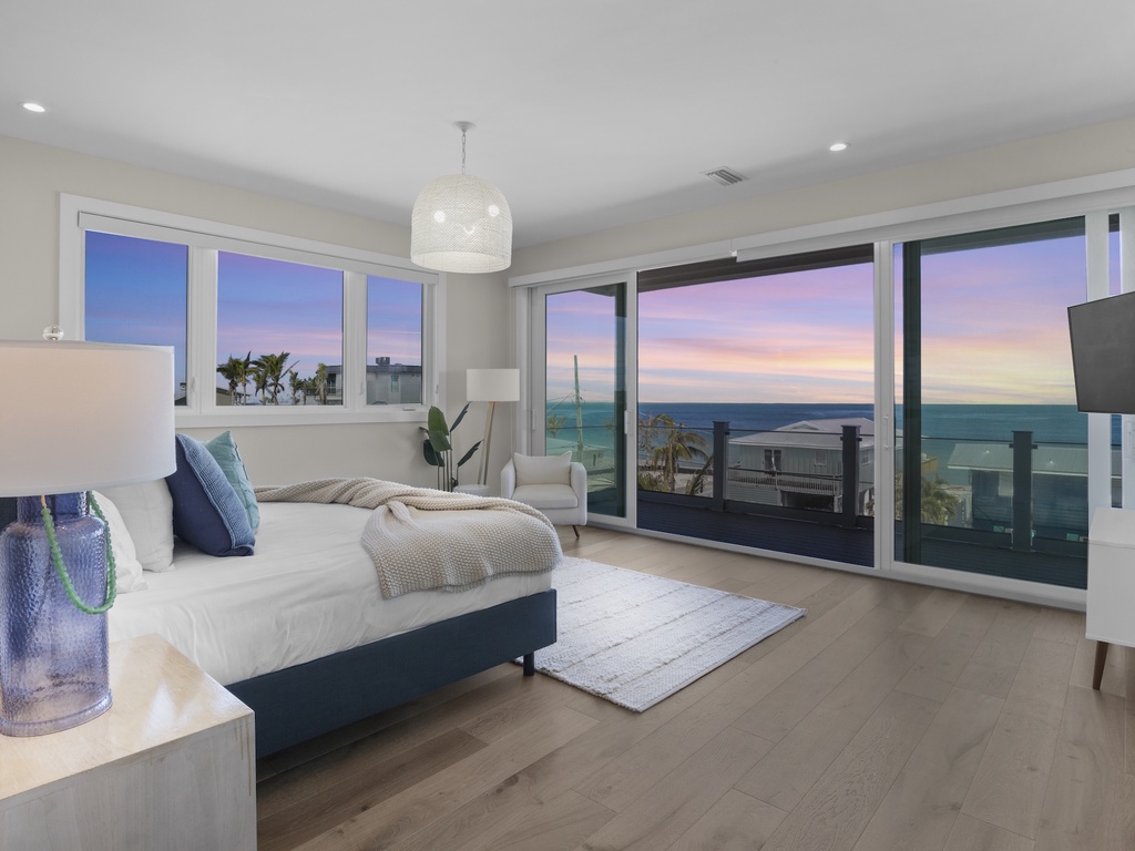 Primary Bedroom - King