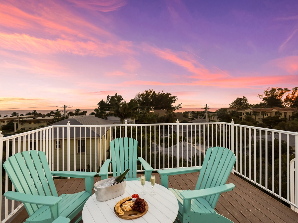 Lounge Chairs on Roof Deck