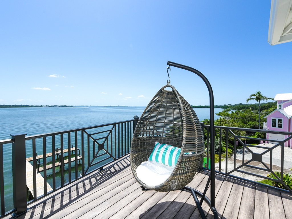 Balcony, Third Floor