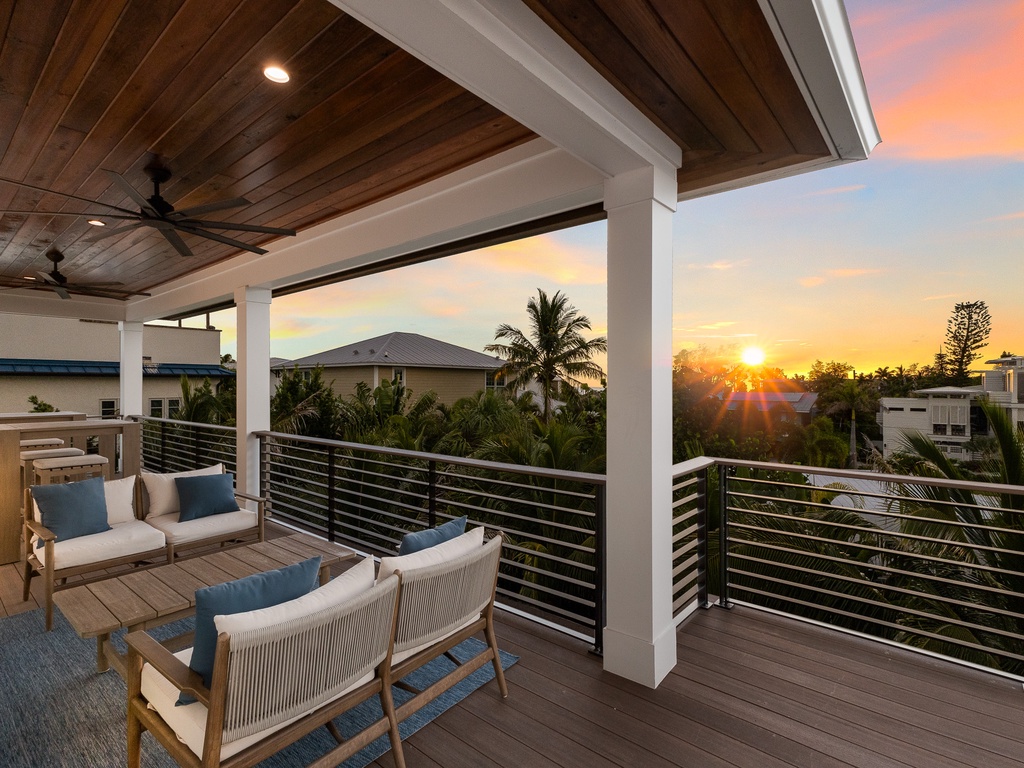 Balcony, Lounge Area View