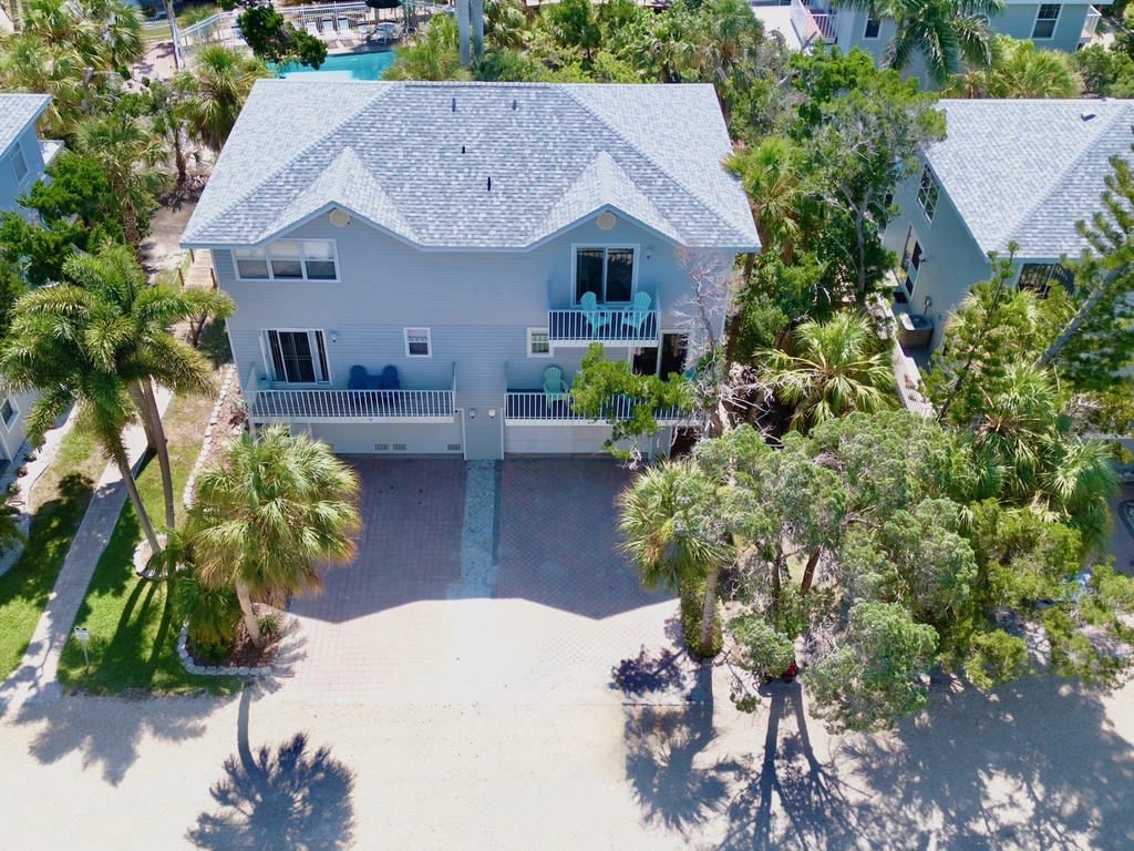 Sunshine Daydream by Anna Maria Island Accommodations