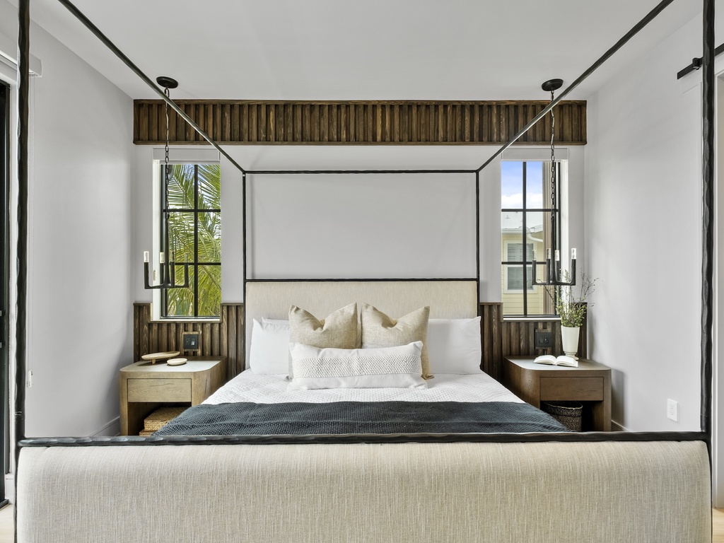 Fourth Bedroom, King