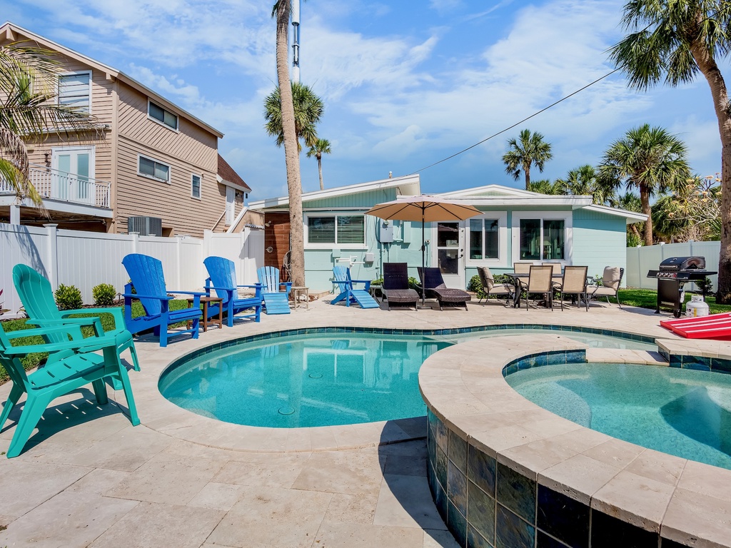 Private Pool and Spa