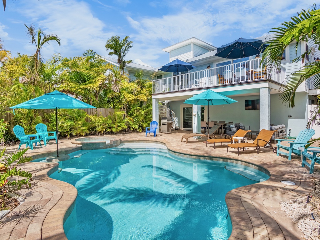 Private Pool and Spa