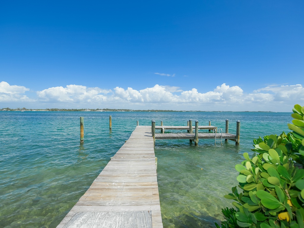 Private Bayfront Dock