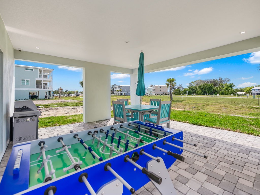 Outdoor Dining, Recreation Area