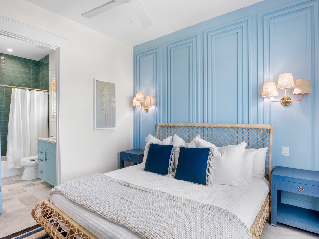 Second Bedroom, King