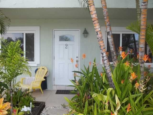 Inviting front entrance design