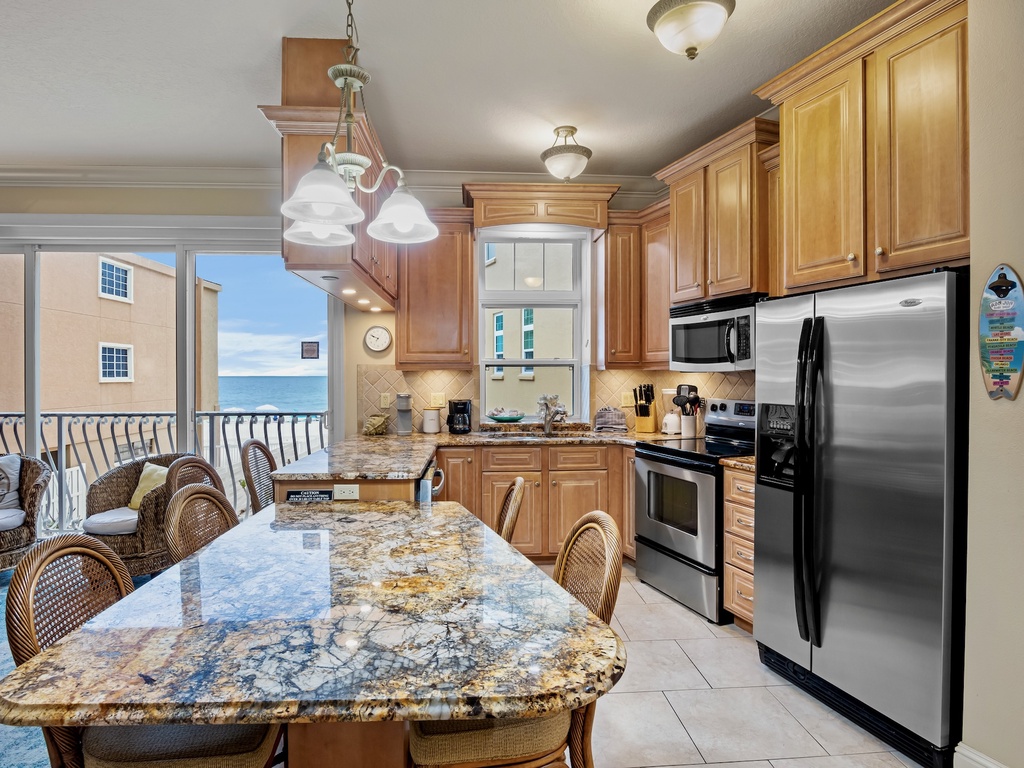 Kitchen, Dining Area