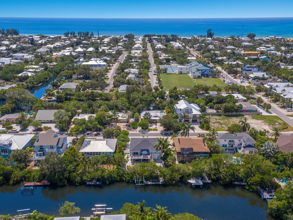 Acquaviva - Anna Maria Island Accommodations