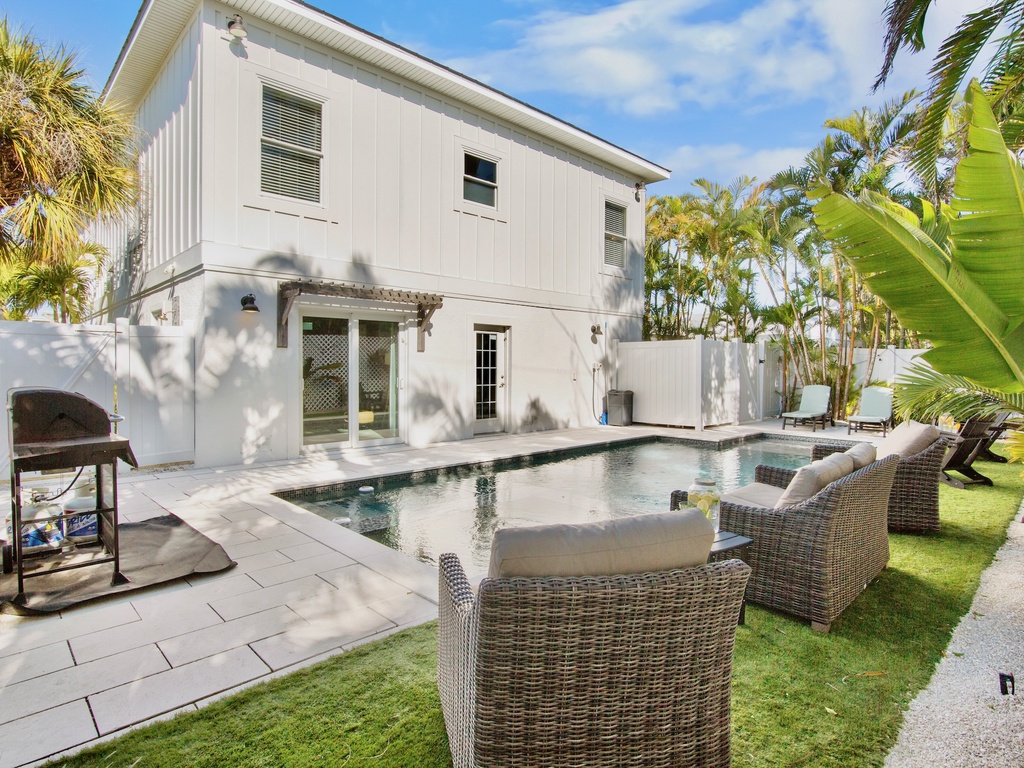 Private pool with in-ground spa