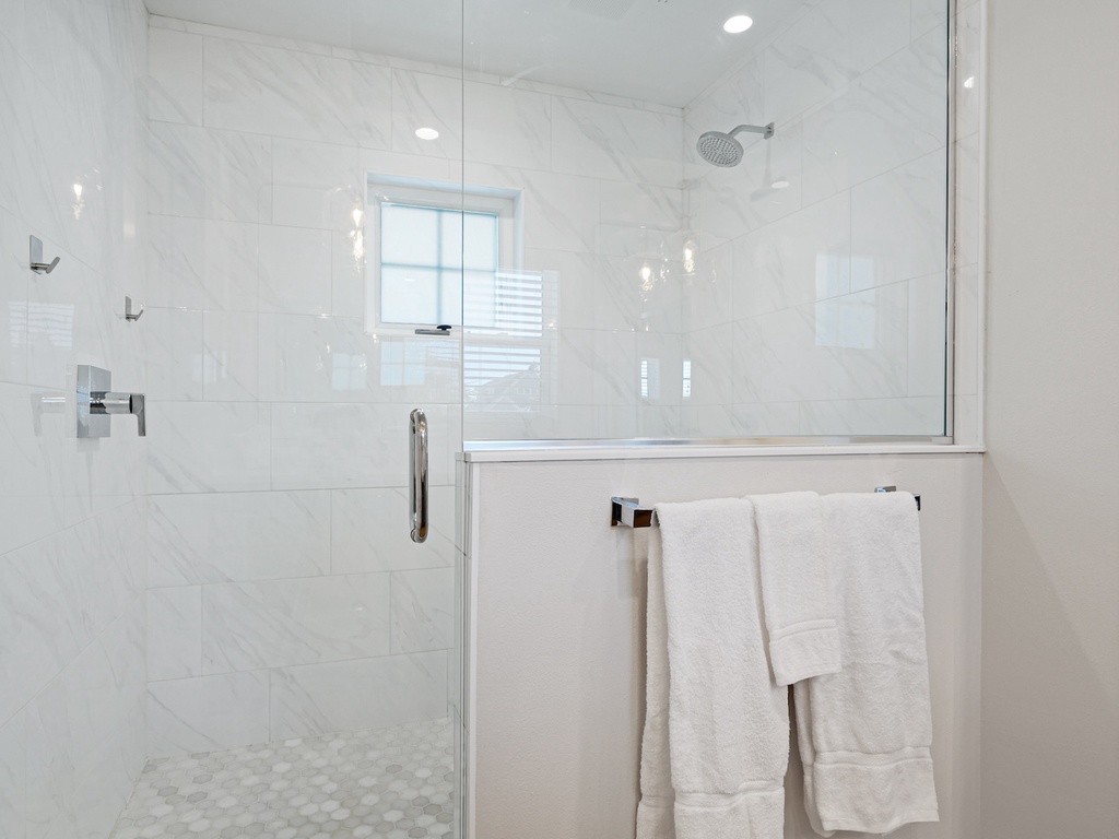 Primary Bathroom, Ensuite