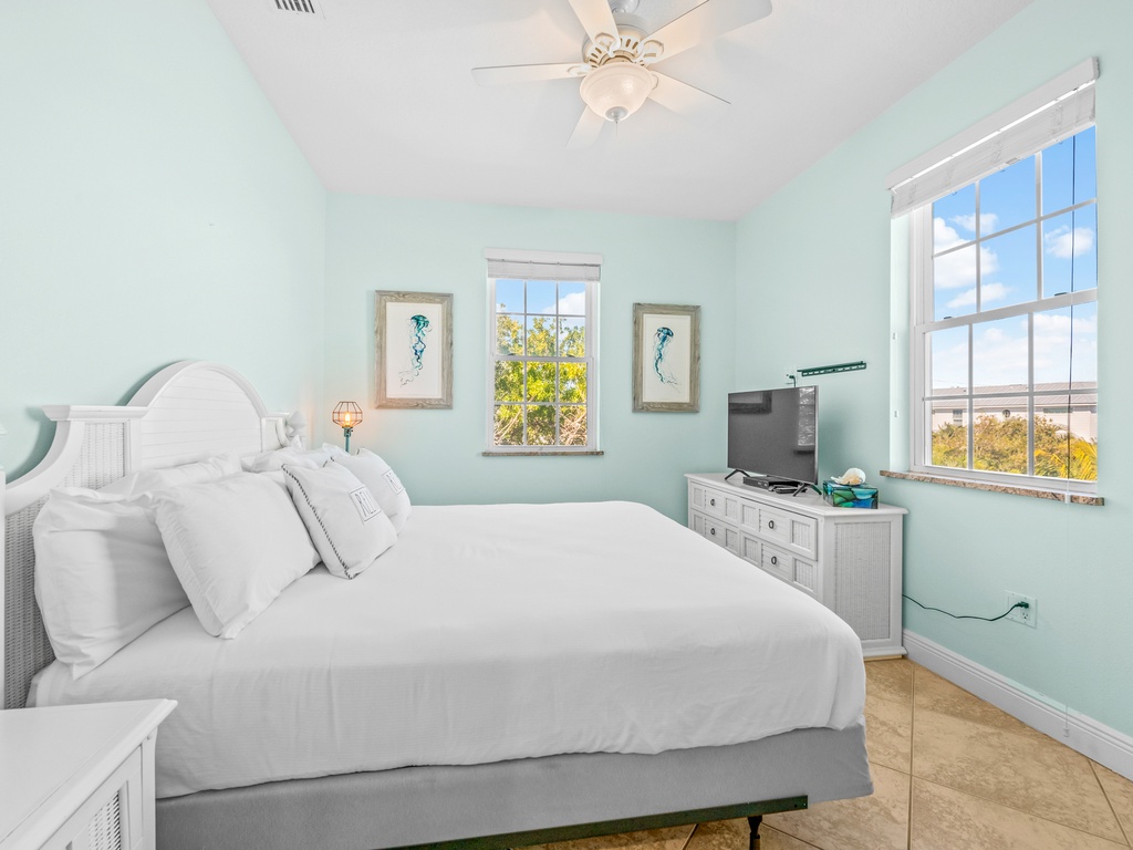 Fifth Bedroom - King