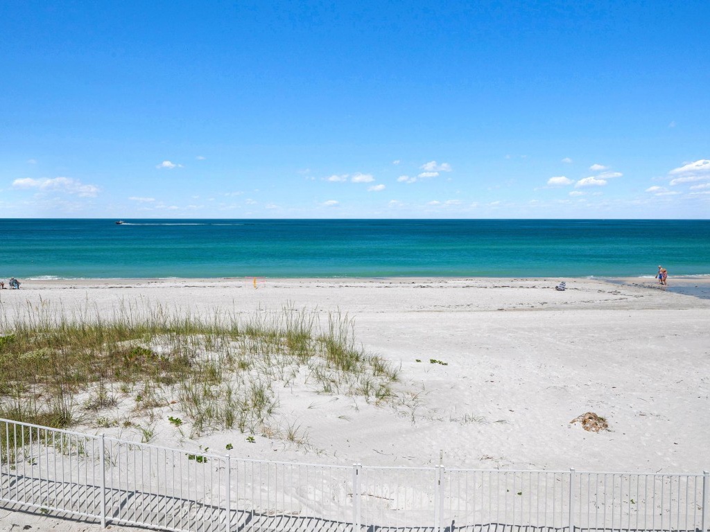 Anna Maria Wave - Anna Maria Accommodations