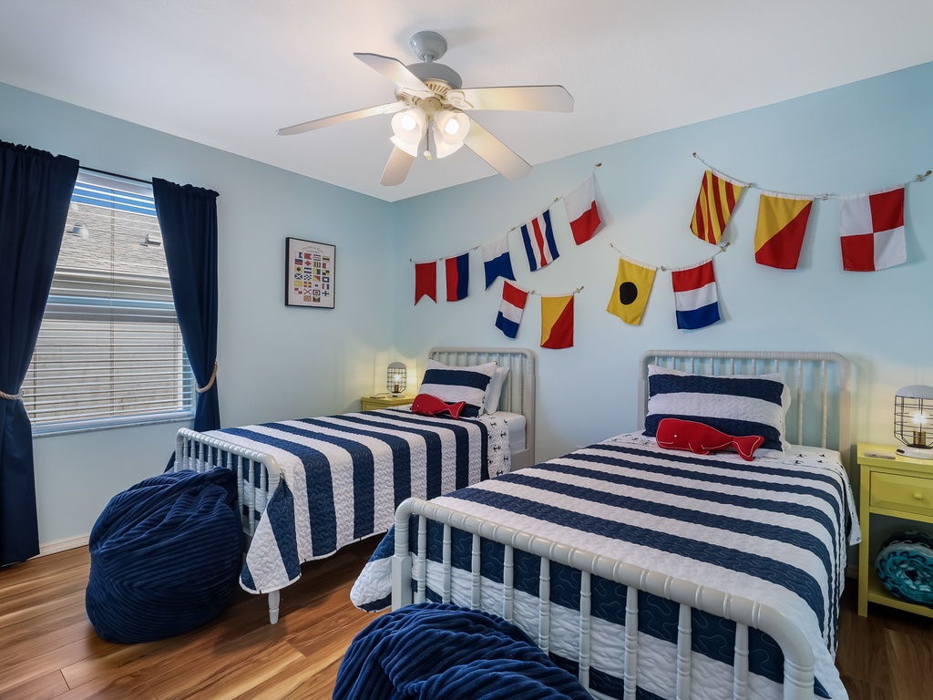 Third Bedroom - Two Twins