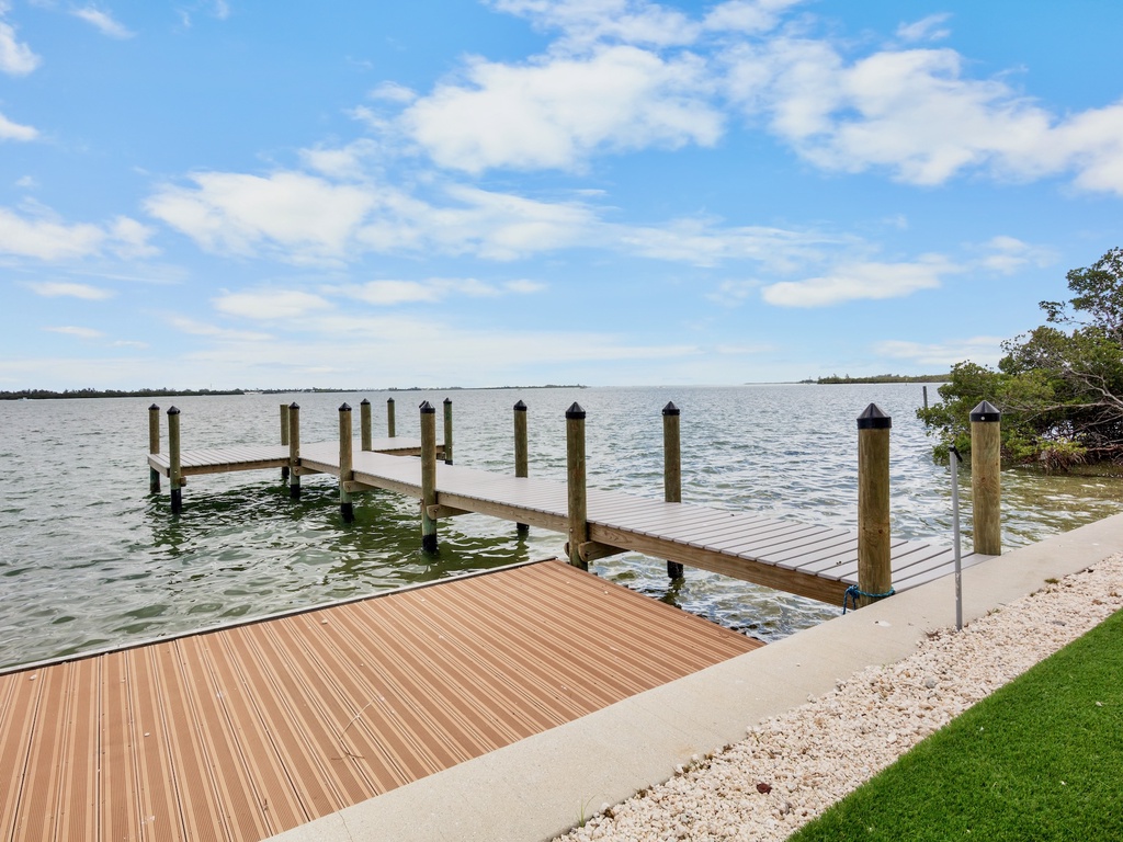 Private waterfront dock
