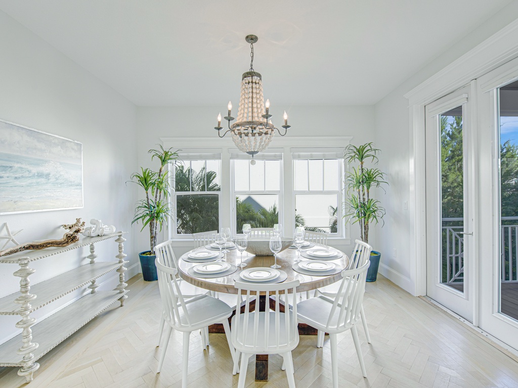 Serenity Beach - AMI Locals