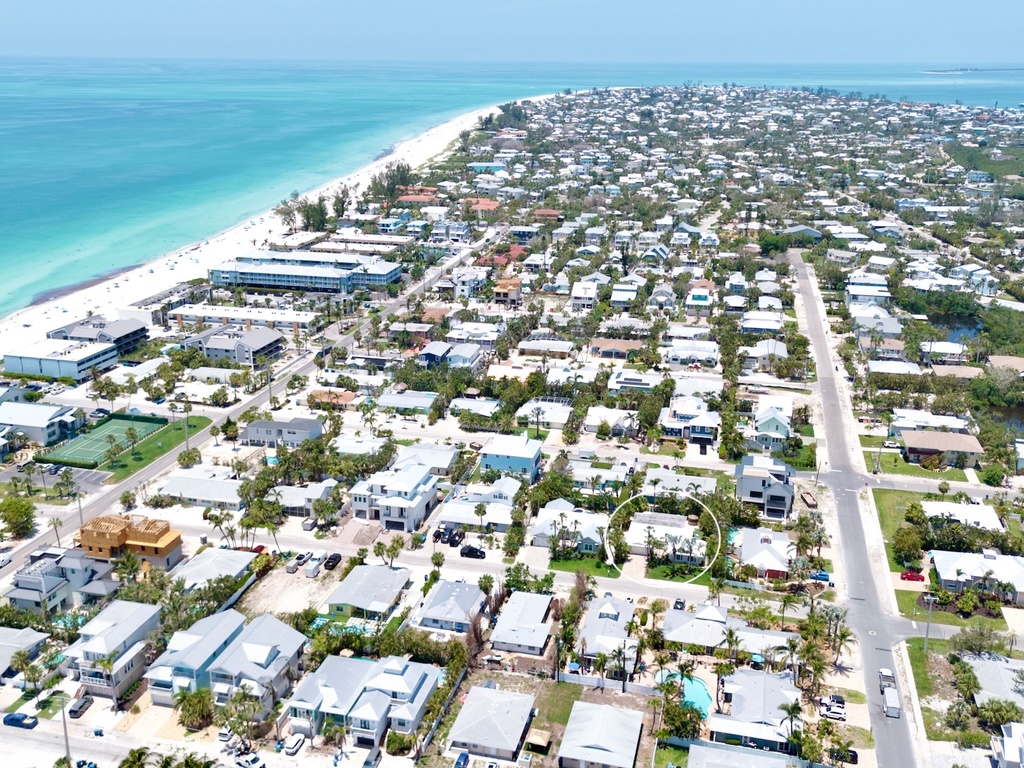 Simply Chic by Anna Maria Island Accommodations