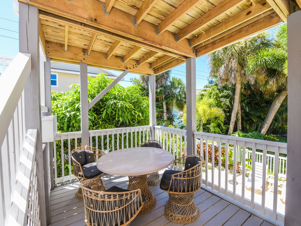 Main Floor Balcony Dining