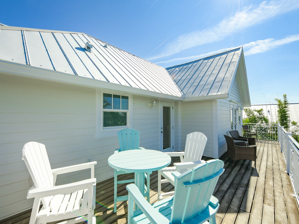 Serenity Beach - AMI Locals