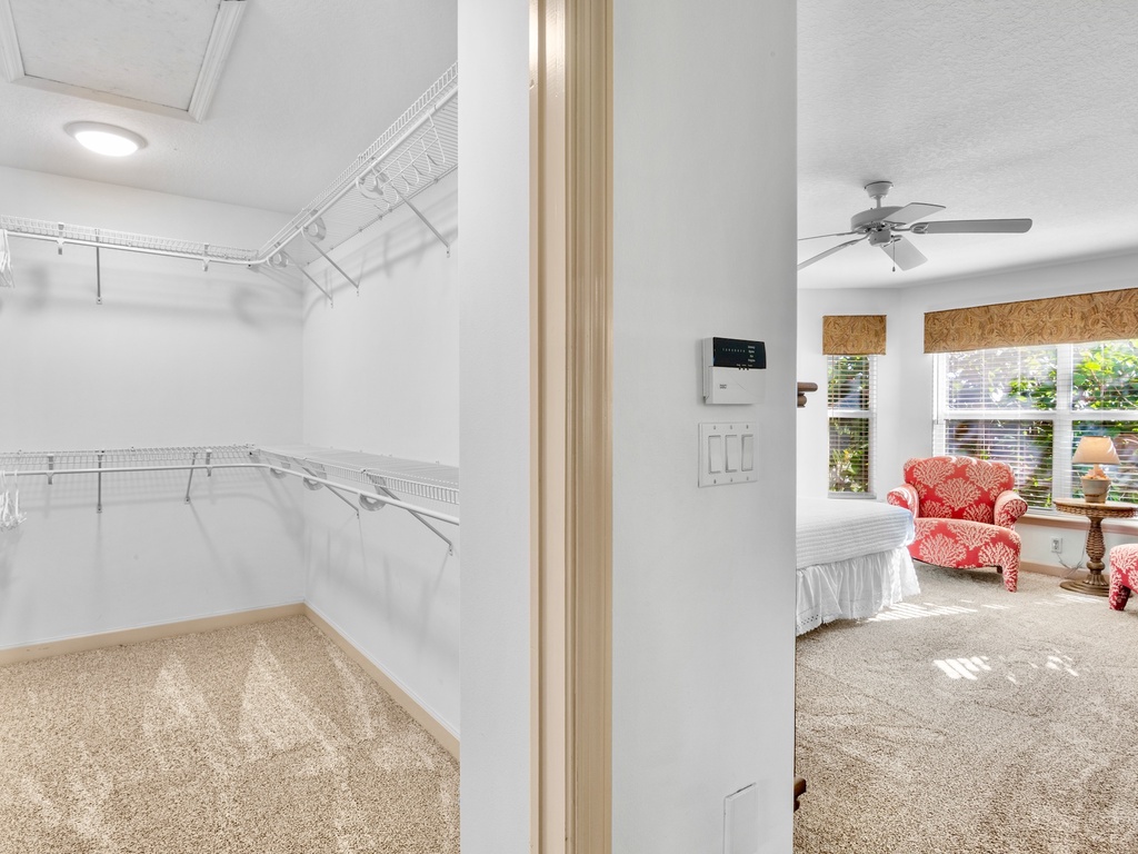 Primary Bedroom, Walk-in closet