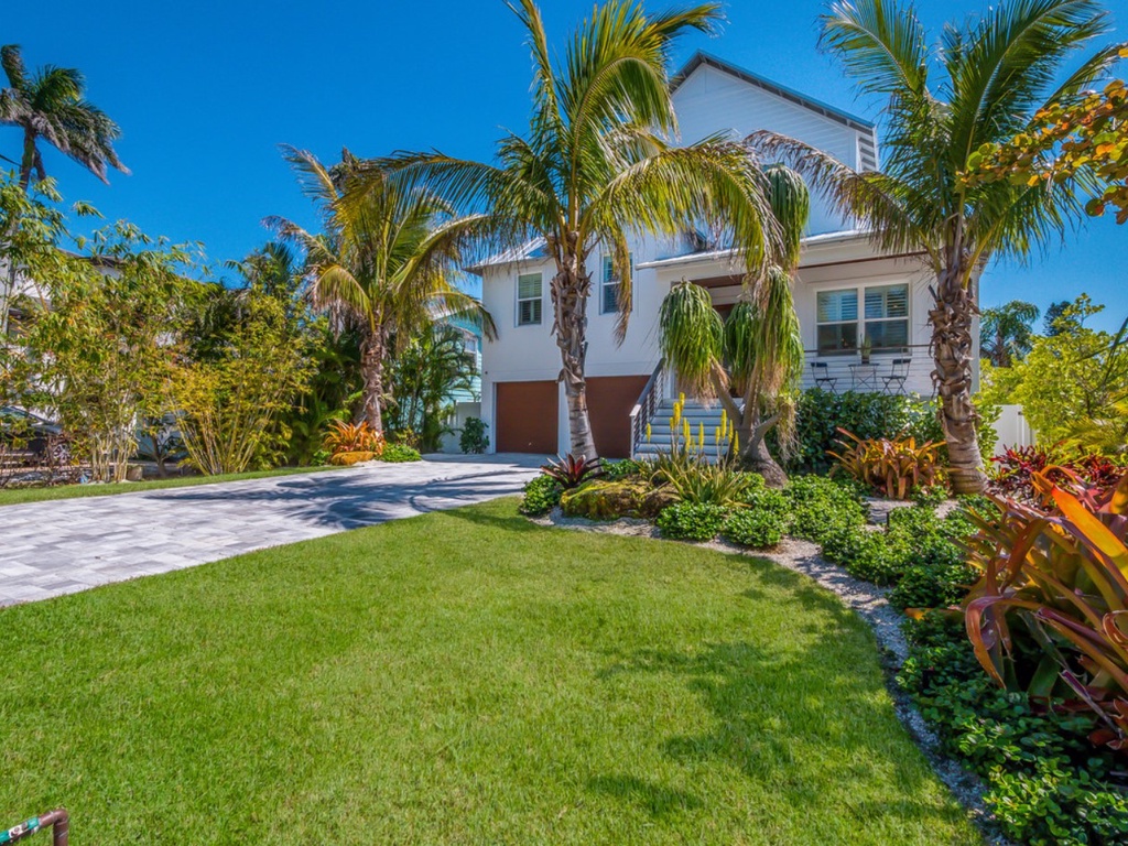 Aqua Bay by Anna Maria Vacations