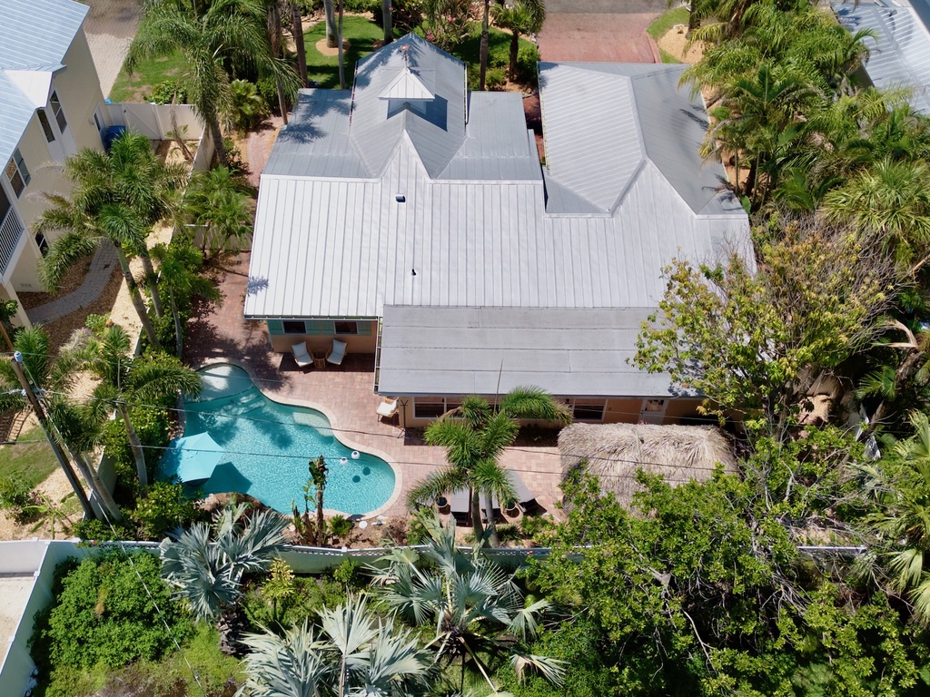 Honu Hale by Anna Maria Island Accommodations