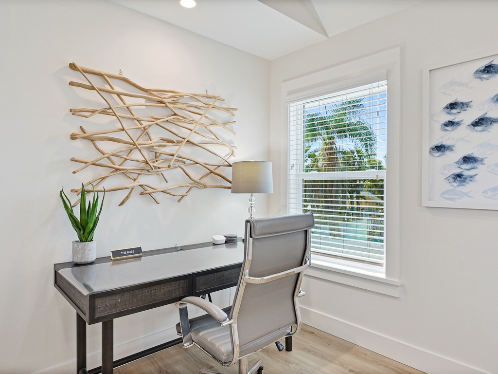 Primary Bedroom, Desk
