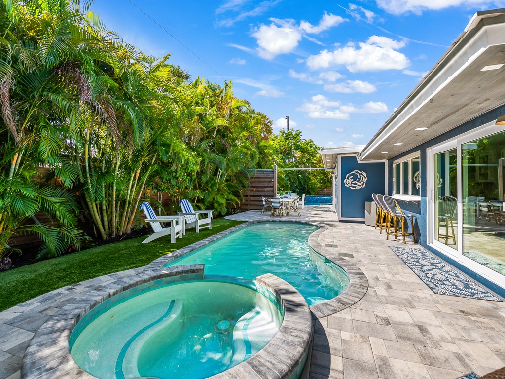 Private Pool and Spa