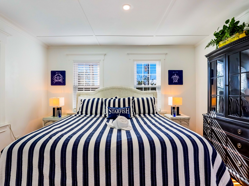 Primary Bedroom - King