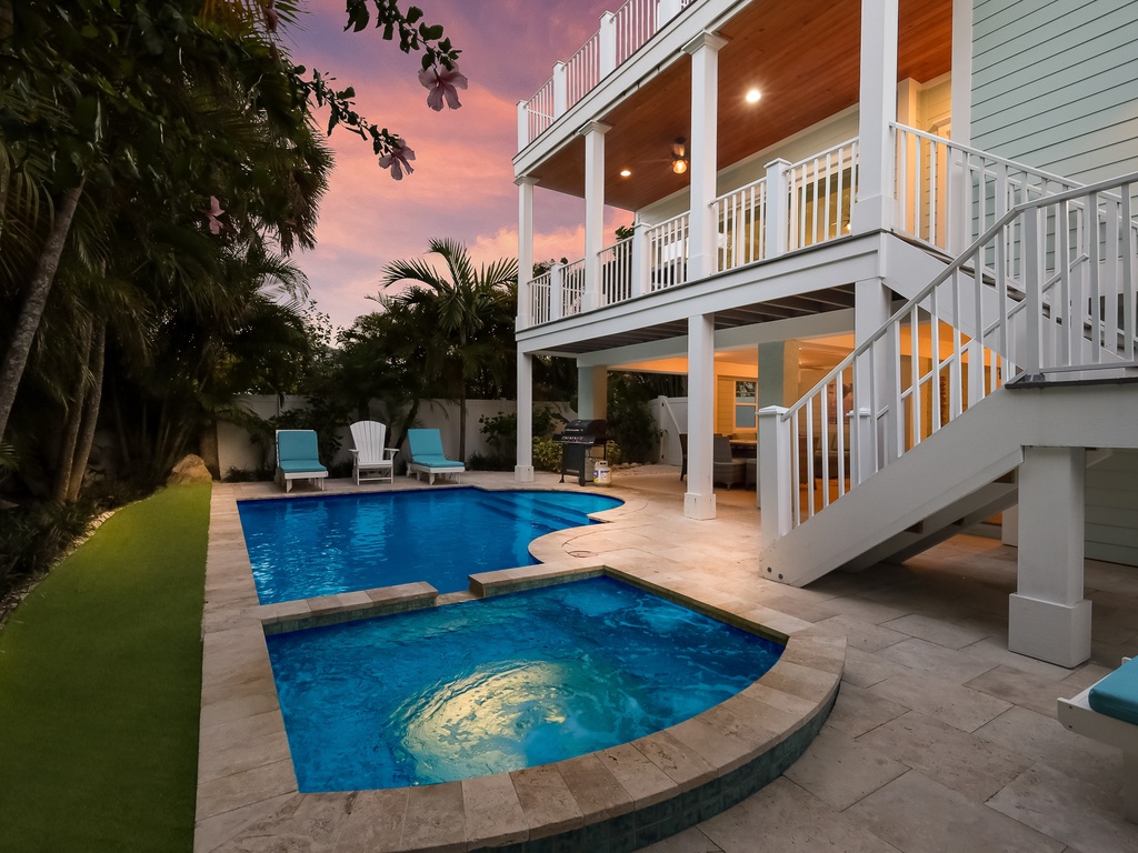 Pool for Day and Night